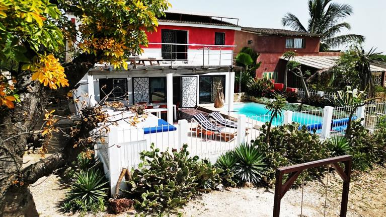 Villa pieds dans l'eau à Mbodiène