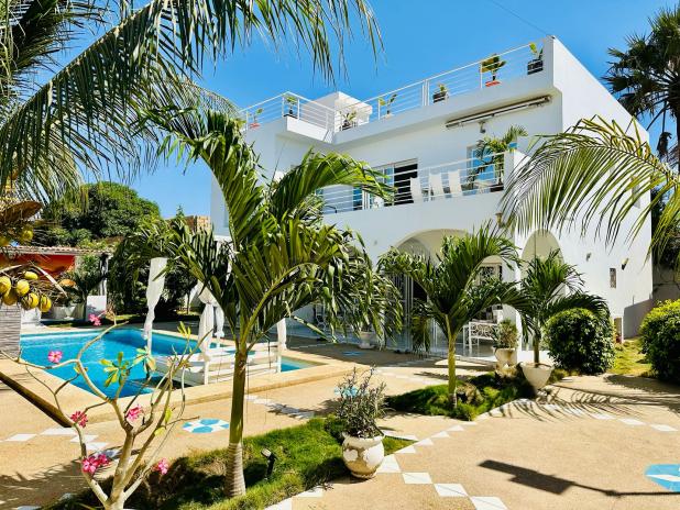 Une villa paradisiaque à louer à Warang 