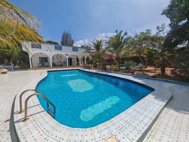 Une villa d'exception à vendre à Warang